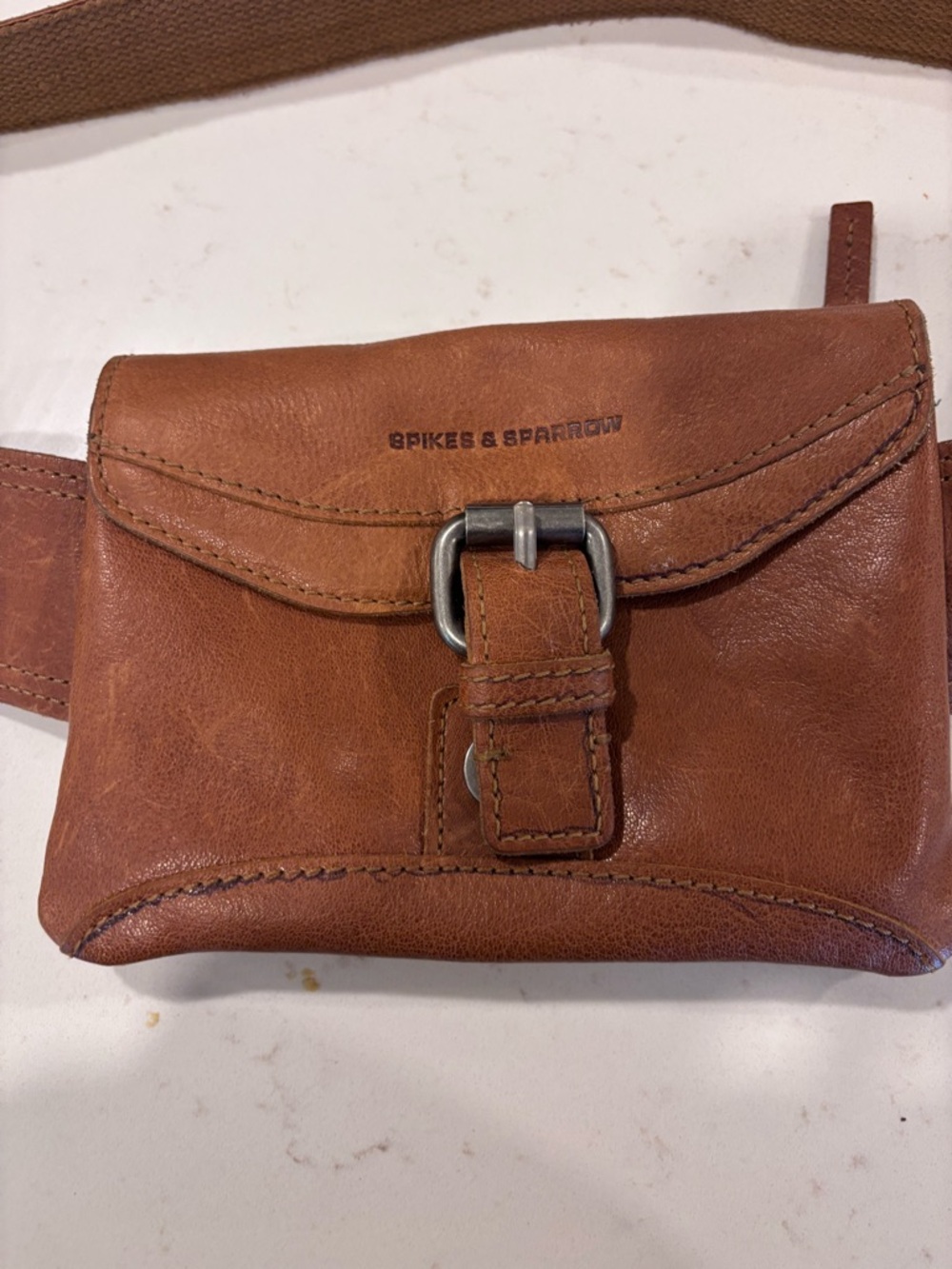 Spikes & Sparrow Men's Tan Leather Belt Bag